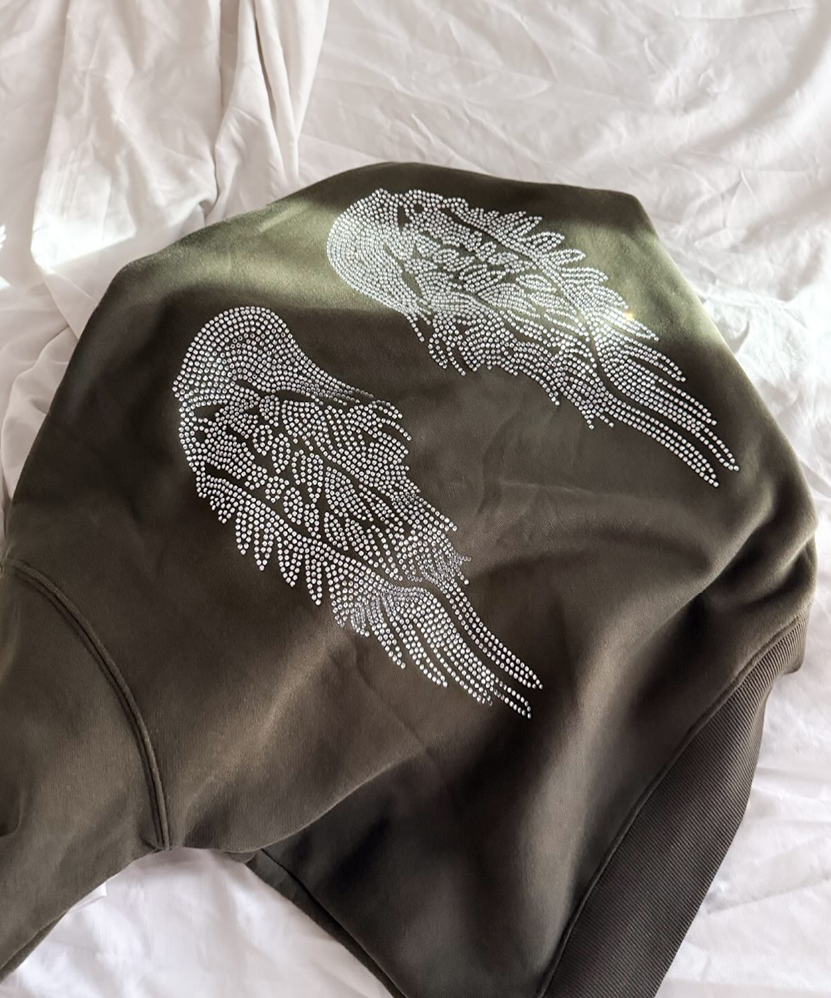 SUDADERA CON CAPUCHA ÁNGEL BRILLANTE